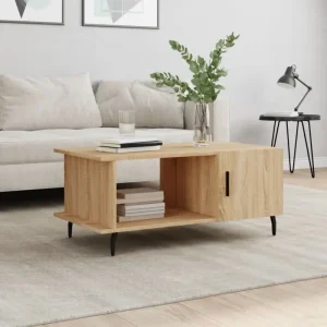 Salontafel met ijzeren poten en bewerkt hout voor stijl en duurzaamheid